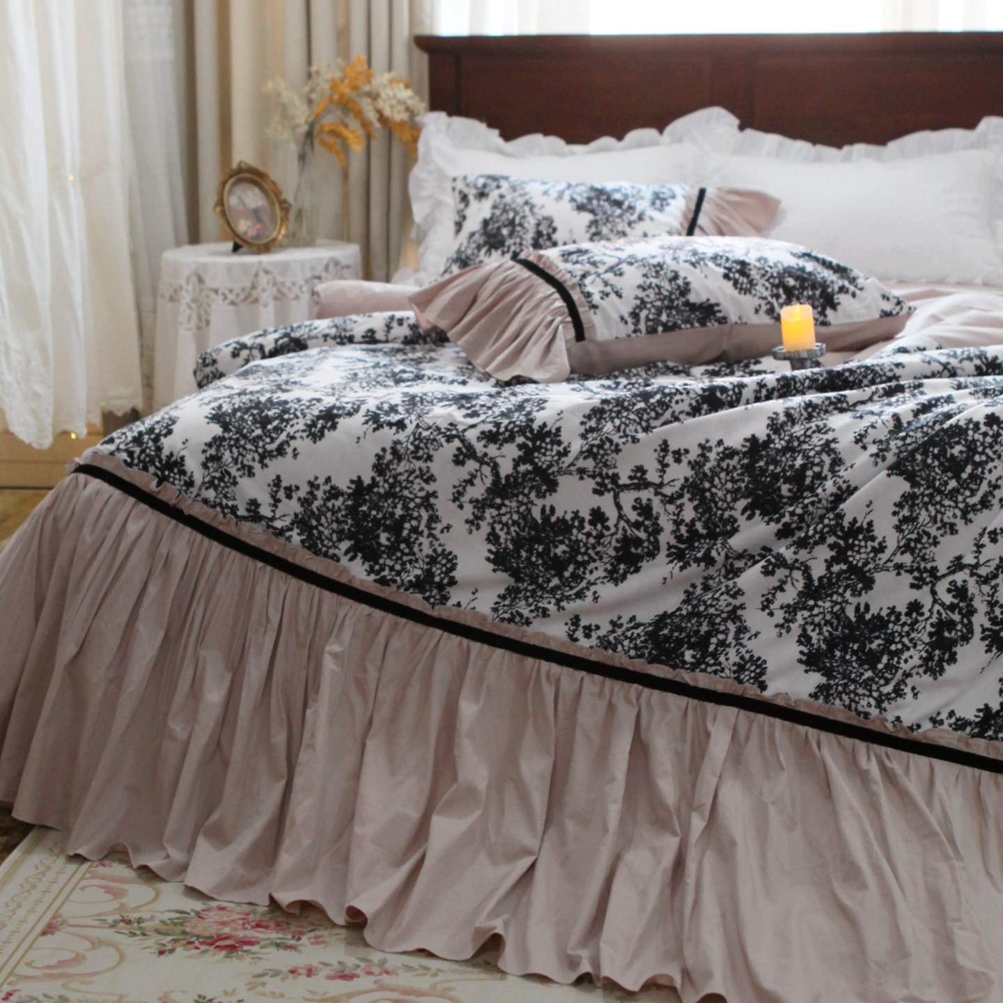 Aesthetic Floral Duvet Cover - クリスティーフレンチスタイルプリンセスフリルスカート寝具セット純綿布団カバーヴィンテージホットトレンド美的装飾ベッドリネン