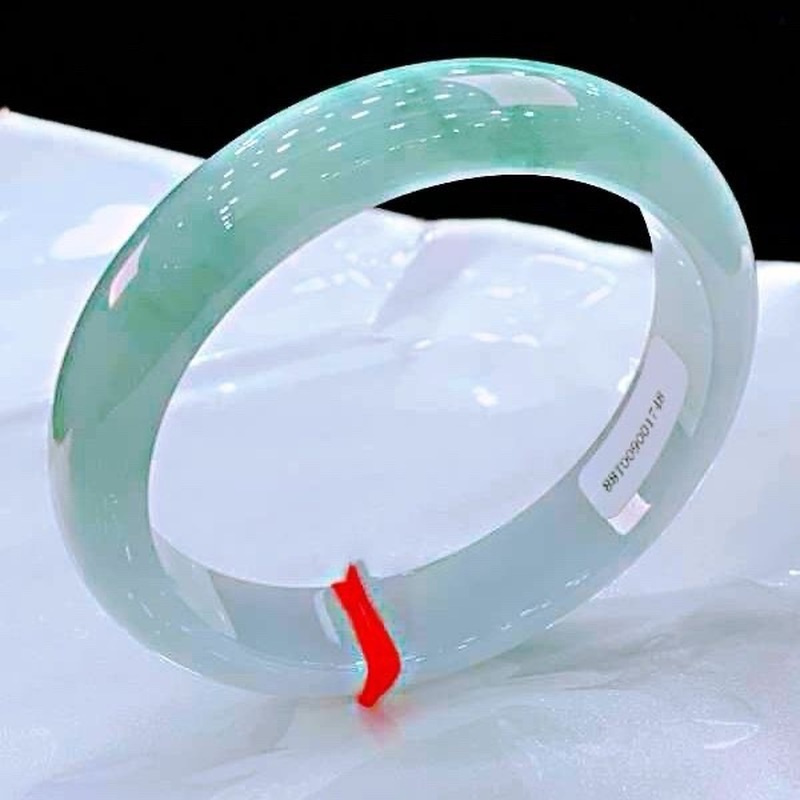 Lighting - ミャンマー産天然アイスジェダイト、女性用ライトグリーンジェイドブレスレット、ガールズスタイル、高貴な女性用ブレスレット