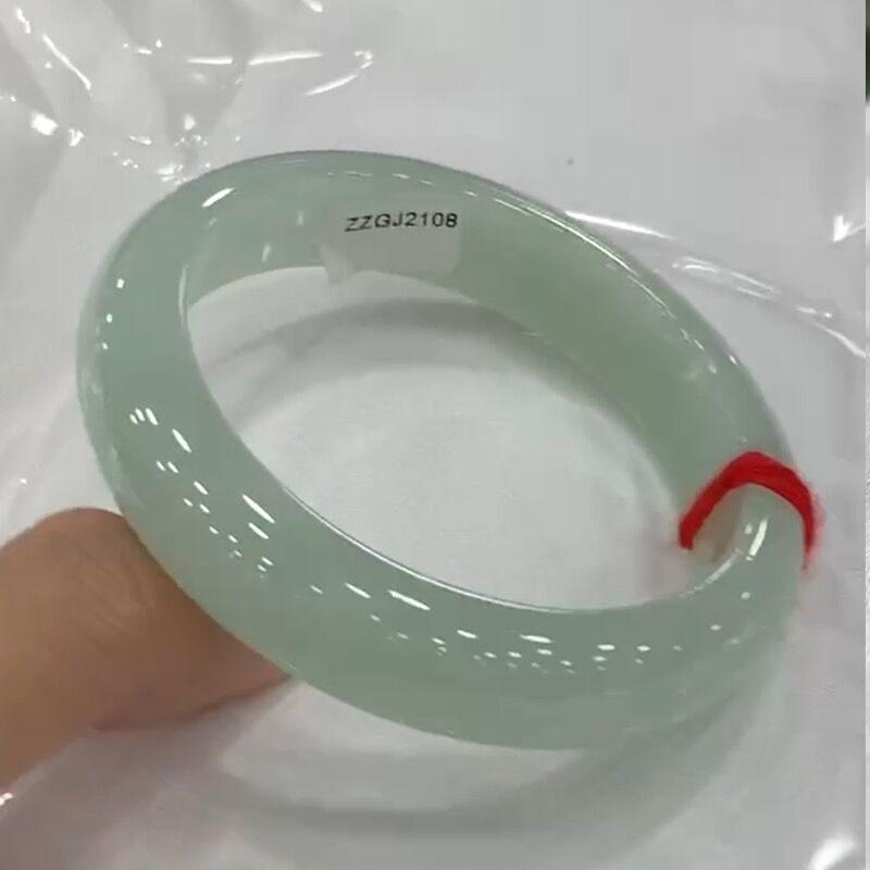 天然ビルマ産古鉱石、氷のような光沢のあるライトグリーン単色翡 - Lighting のレビューと価格
