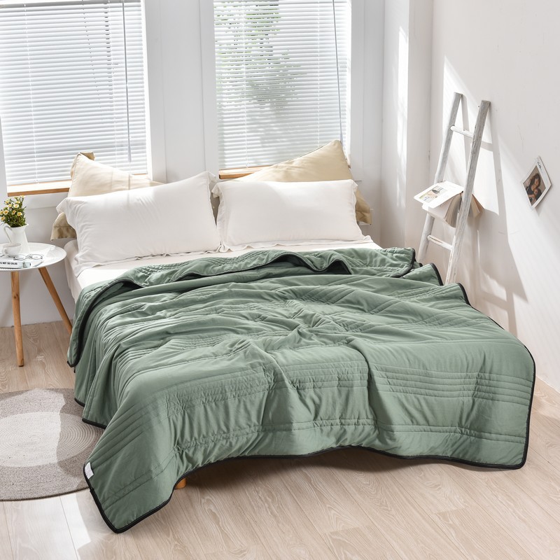 涼感サマーブランケット 無地 薄手キルト 軽量掛け布団 暑が - Cooling Blanket Hot Sleepers のレビューと価格