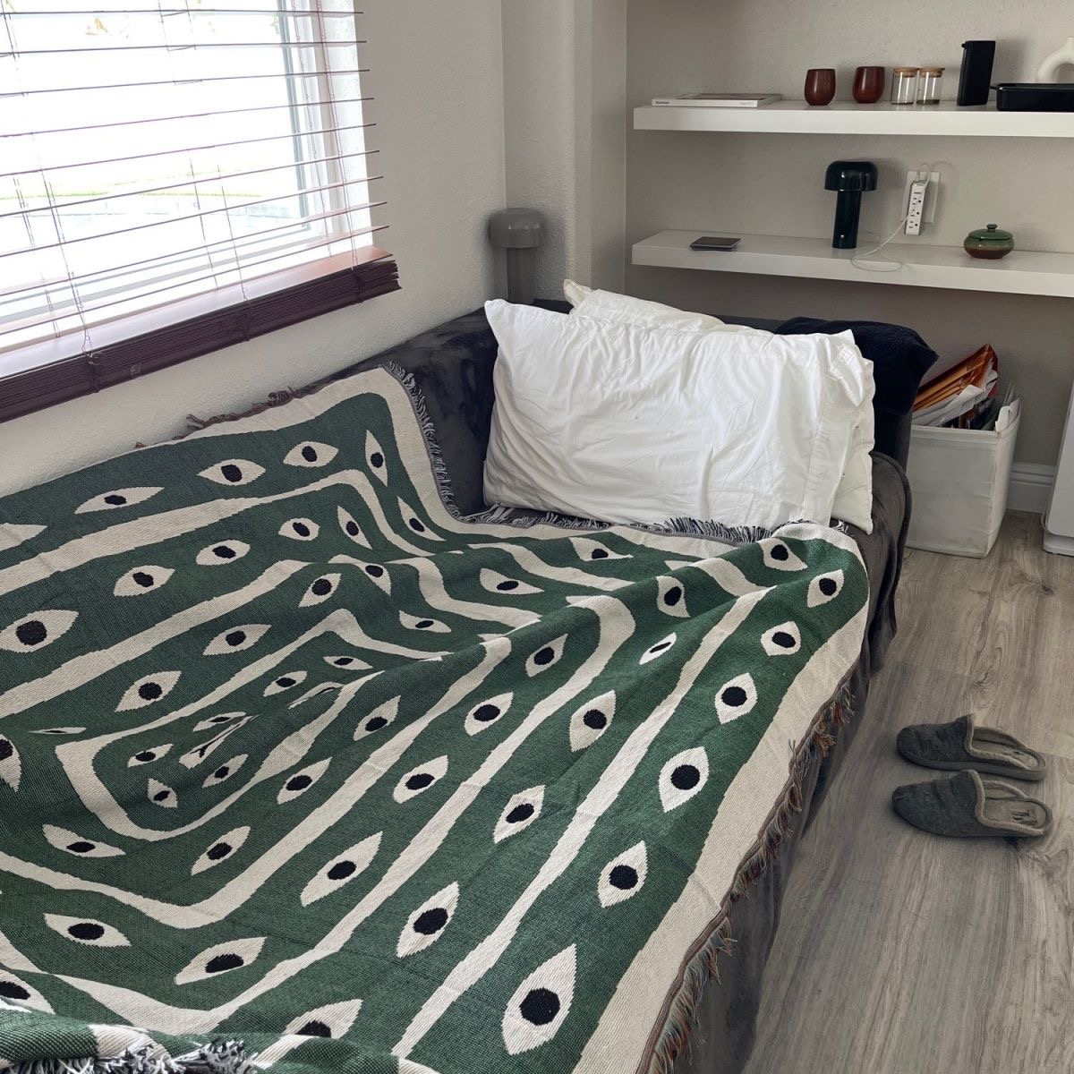 グリーンホワイト邪眼ジャカードスローブランケット抽象的なボヘ - Boho Throw Blanket Fringe のレビューと価格